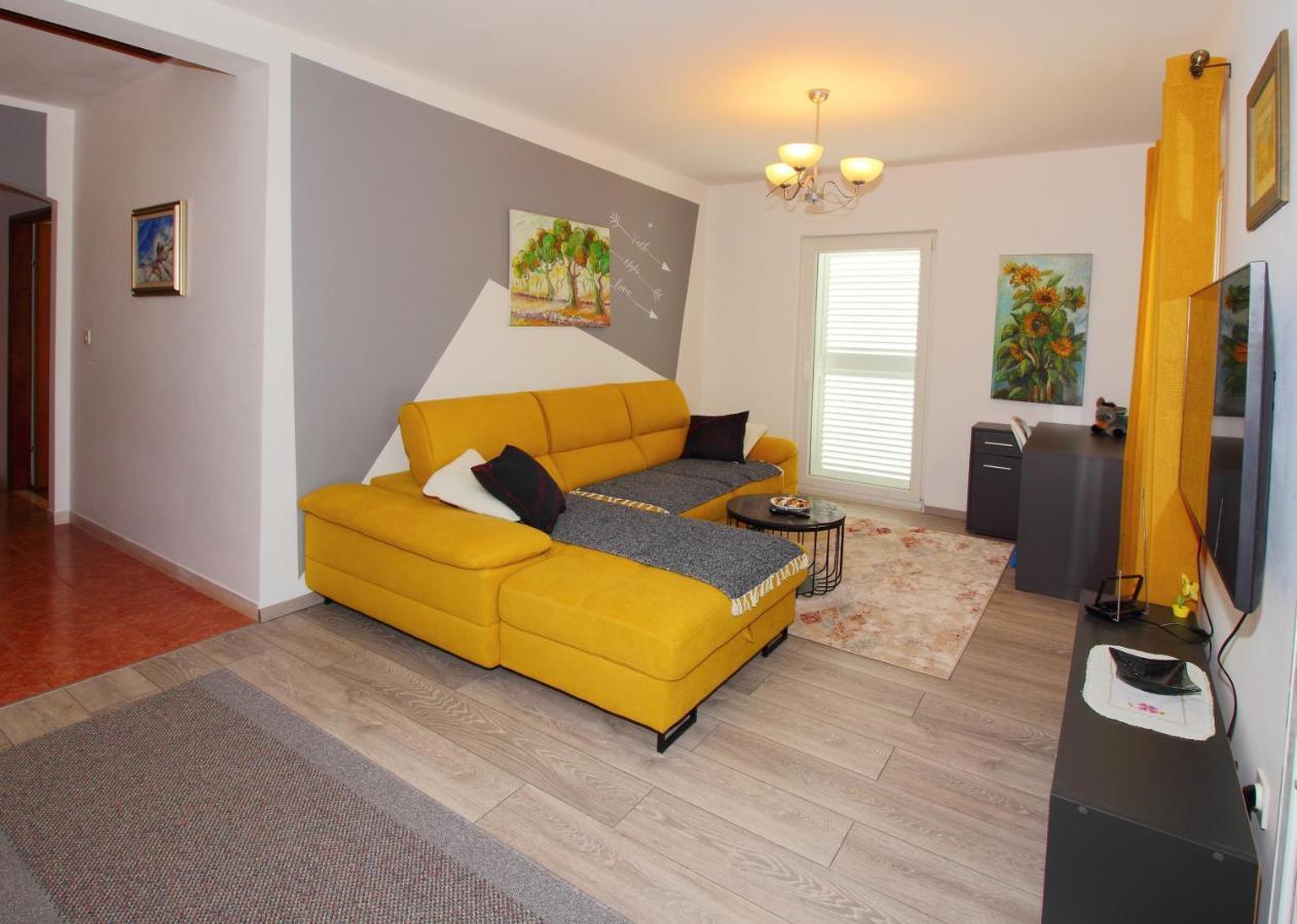 Apartment Marita Čilipi Eksteriør billede