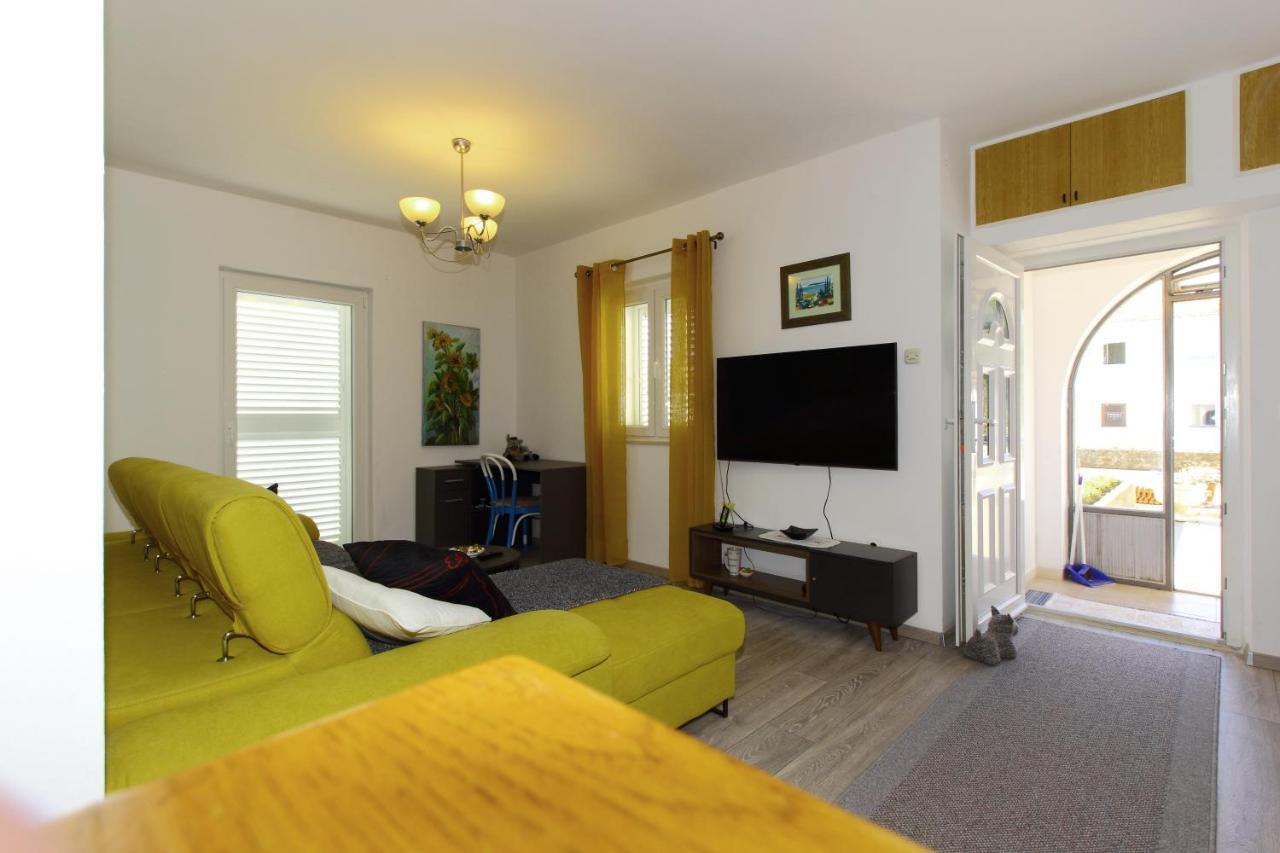 Apartment Marita Čilipi Eksteriør billede